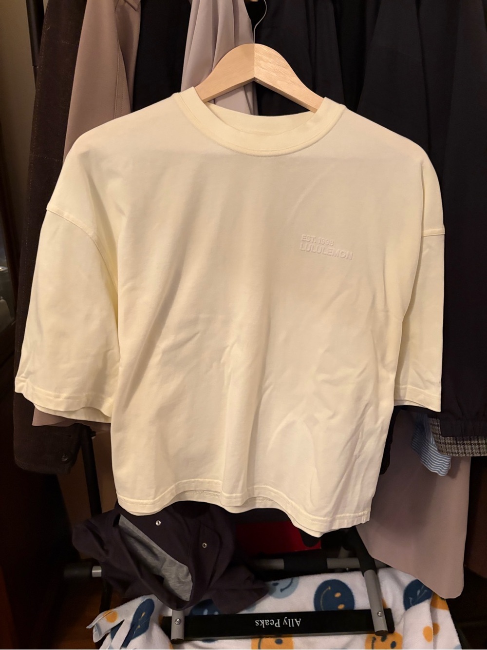 lululemon athletica Short Sleeve Crew Tee - Pale Yellow